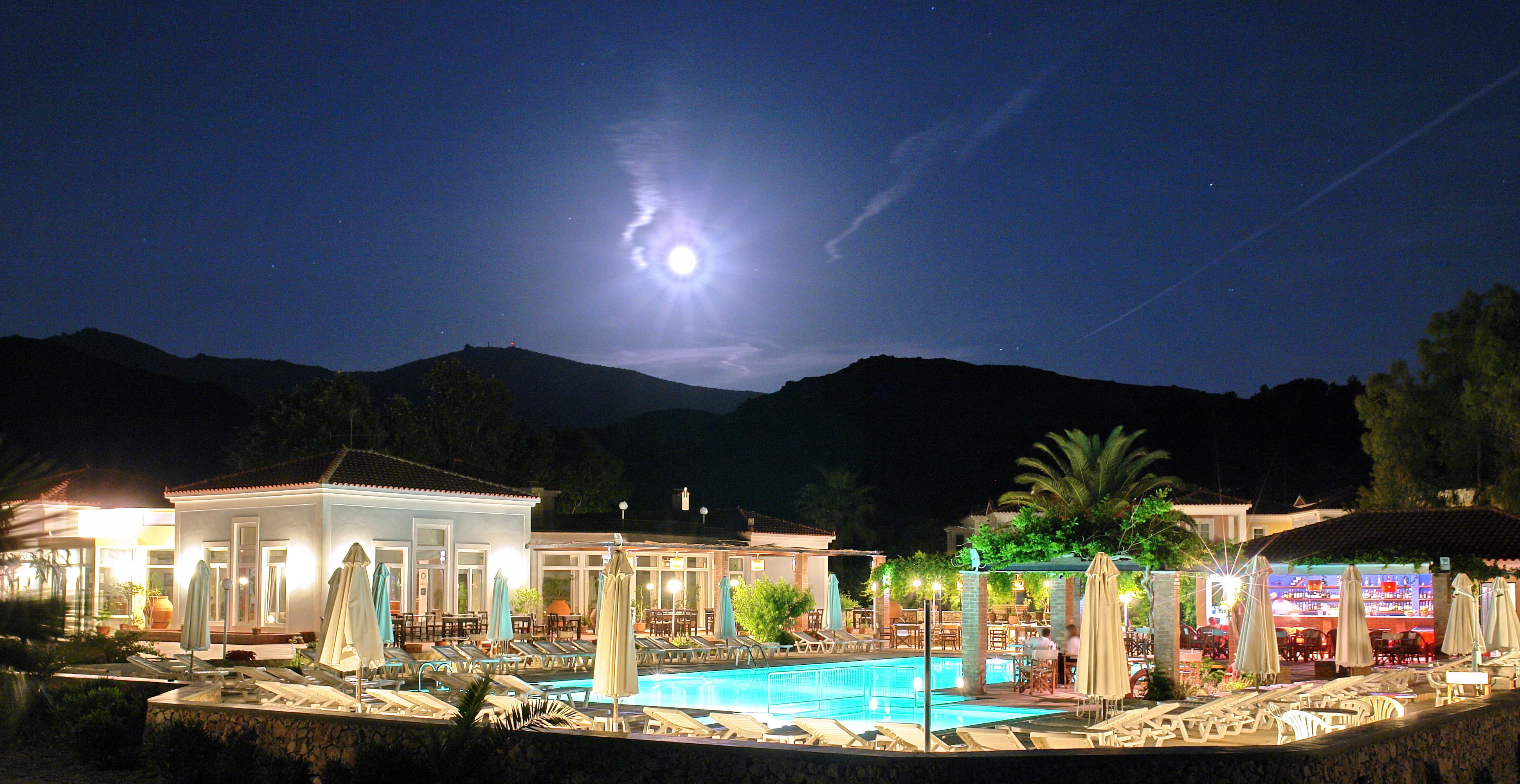 Hotel de apartamente Panselinos 3*